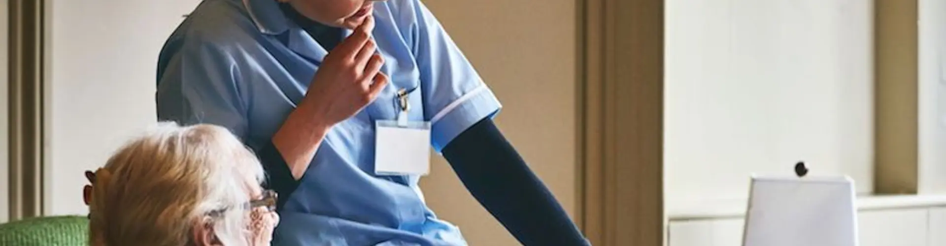 Should I work for an employer or through an agency as a Home Manager?